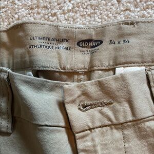 Old Navy Men's Khaki Chinos